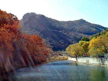 正版澳门天天开彩大全，与神对话在线阅读